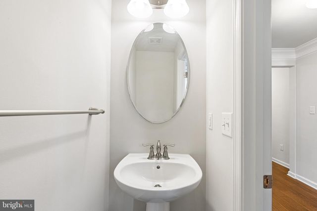 101 DALLETT LN, Malvern, PA 19355