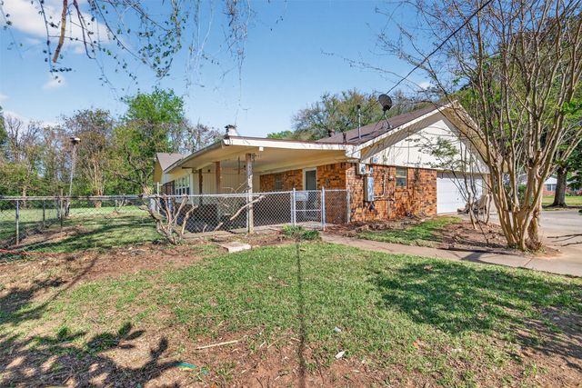 220 Walnut Lane, Bossier City, LA 71111