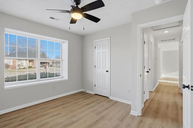 3609 CALIENTE CT, Columbia, MO 65201