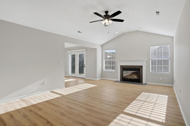 3609 CALIENTE CT, Columbia, MO 65201