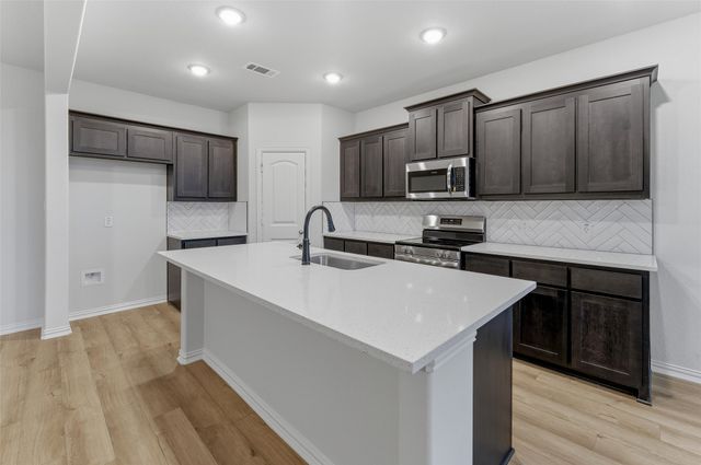 1333 Frio Drive, Springtown, TX 76082