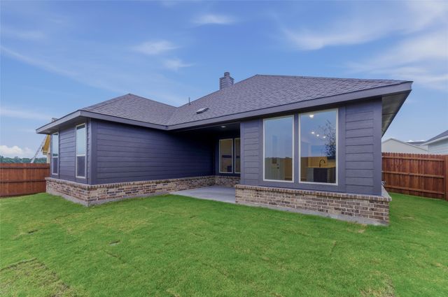 1333 Frio Drive, Springtown, TX 76082