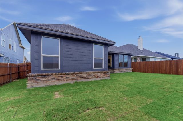 1333 Frio Drive, Springtown, TX 76082