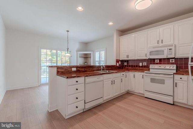 62 WYNNDEMERE CT, Cape May Court House, NJ 08210