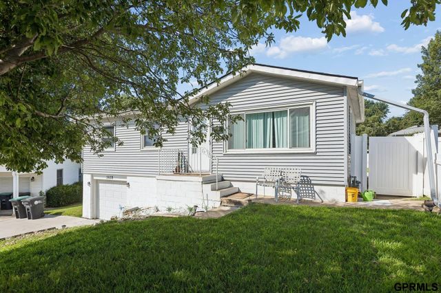 3628 S 88Th Street, Omaha, NE 68124