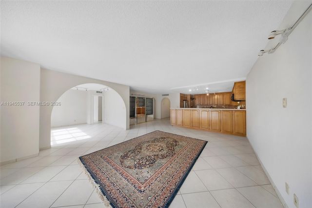 600 Three Islands Blvd 212, Hallandale Beach, FL 33009