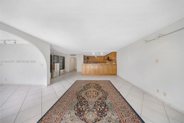 600 Three Islands Blvd 212, Hallandale Beach, FL 33009