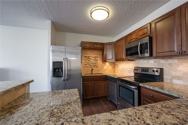 715 S Upper Broadway St 205, Corpus Christi, TX 78401