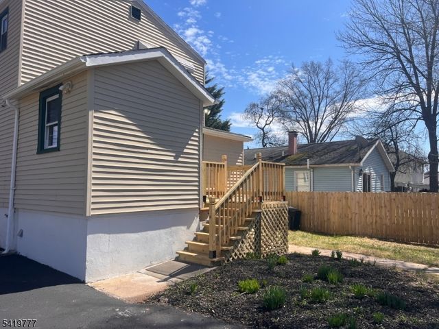 168 Oak St, Bridgewater Twp., NJ 08807