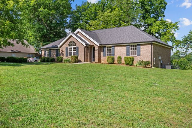 1804 Warfield Dr, Clarksville, TN 37043