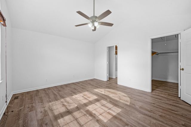 1804 Warfield Dr, Clarksville, TN 37043