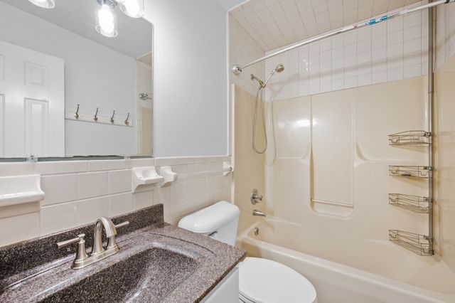 1804 Warfield Dr, Clarksville, TN 37043