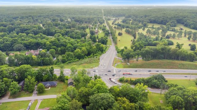 1804 Warfield Dr, Clarksville, TN 37043