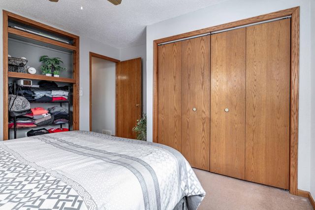 311 4th Avenue E, Abercrombie, ND 58001