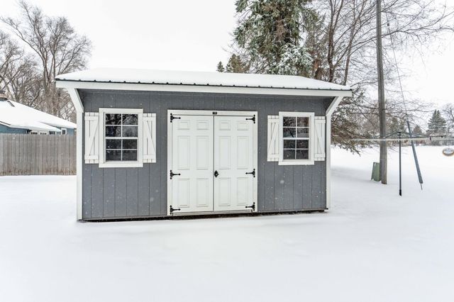 311 4th Avenue E, Abercrombie, ND 58001