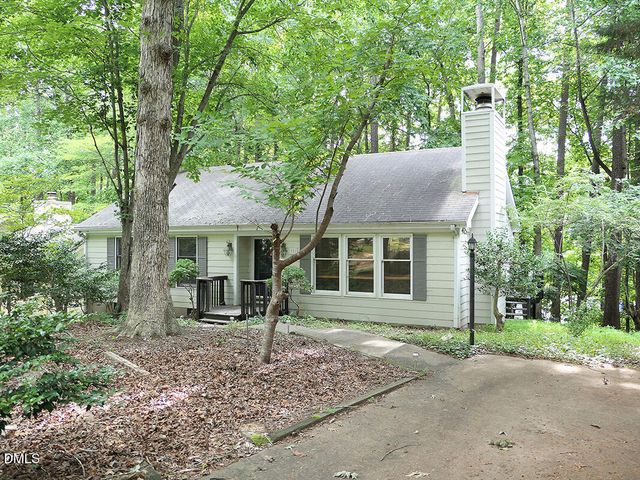321 Forbush Mountain Drive, Chapel Hill, NC 27514