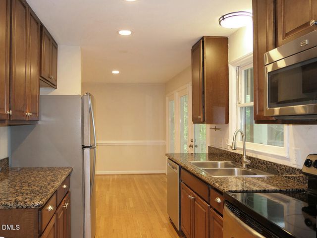 321 Forbush Mountain Drive, Chapel Hill, NC 27514