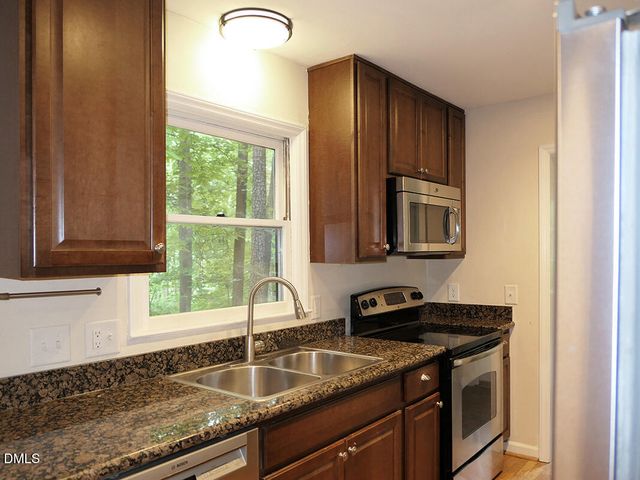 321 Forbush Mountain Drive, Chapel Hill, NC 27514