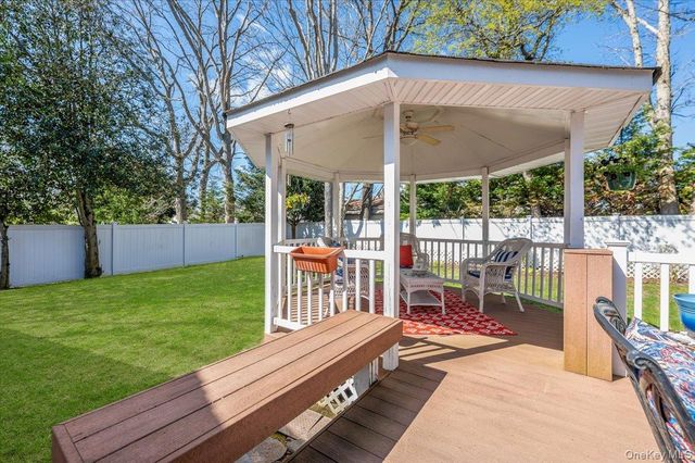 76 Beatrice Avenue, West Islip, NY 11795