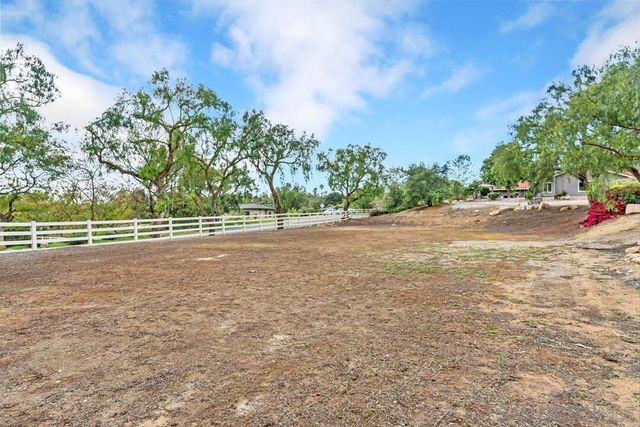 14930 Eastvale Road, Poway, CA 92064