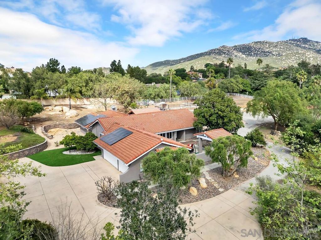 14930 Eastvale Road, Poway, CA 92064