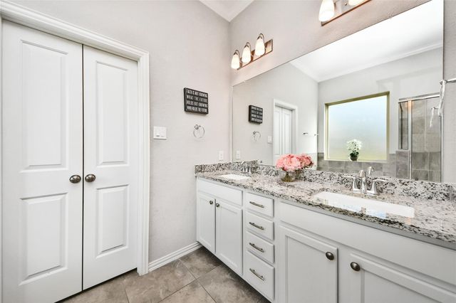 8903 Lost Castle Way, Cypress, TX 77433