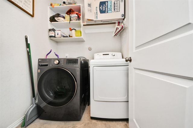 8903 Lost Castle Way, Cypress, TX 77433