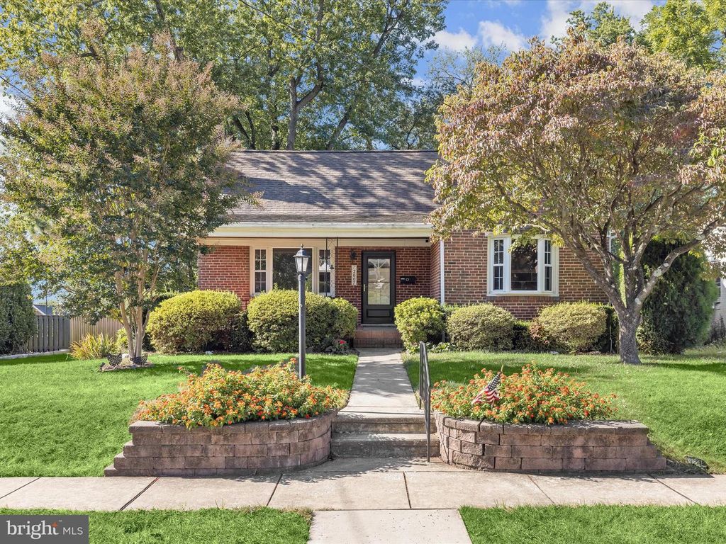 2007 ROCKWELL AVE, Baltimore, MD 21228