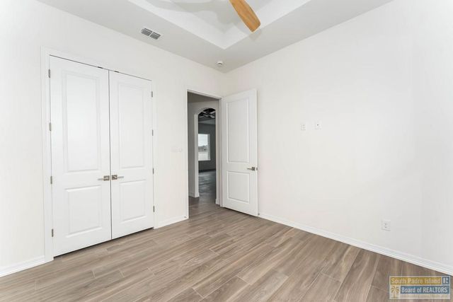 43 Arcos Gardens, Laguna Vista, TX 78578