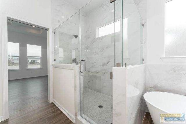 43 Arcos Gardens, Laguna Vista, TX 78578