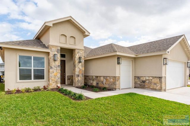 43 Arcos Gardens, Laguna Vista, TX 78578