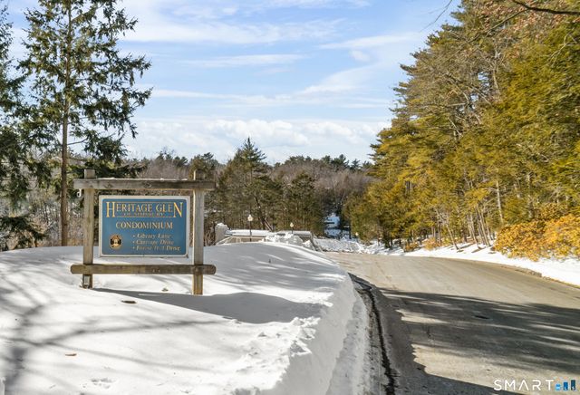 42 Library Lane 42, Simsbury, CT 06070