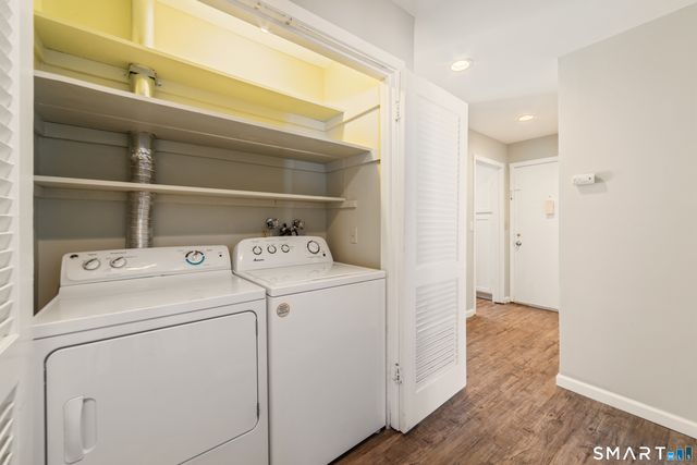 42 Library Lane 42, Simsbury, CT 06070