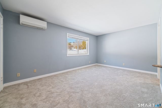 42 Library Lane 42, Simsbury, CT 06070