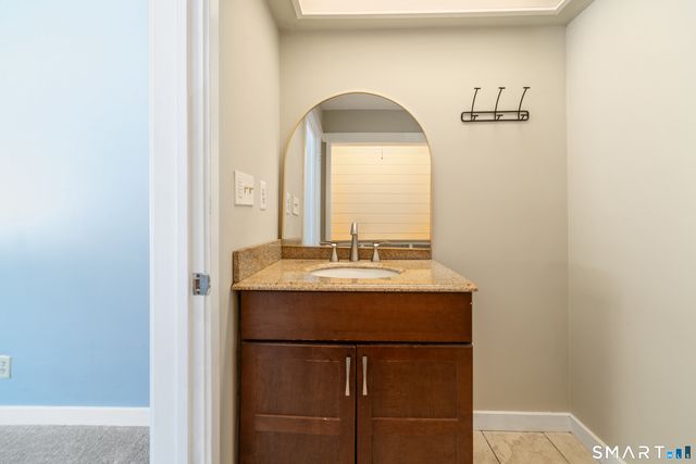 42 Library Lane 42, Simsbury, CT 06070