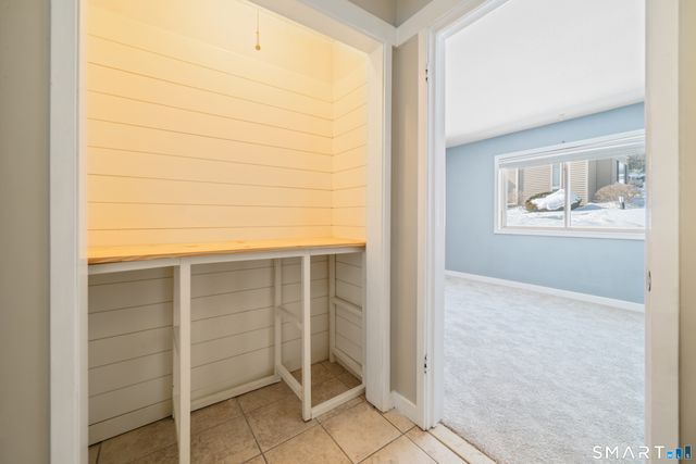 42 Library Lane 42, Simsbury, CT 06070