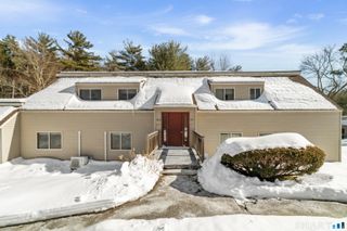 42 Library Lane 42, Simsbury, CT 06070