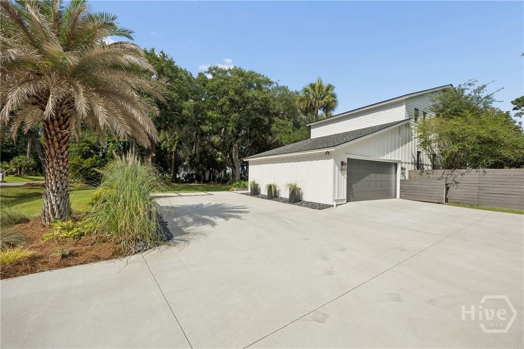 Image 6 of property listing at 26 Liberty Creek Drive, Savannah, GA 31406