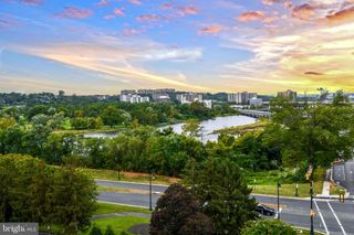 1250 S WASHINGTON ST #816, Alexandria, VA 22314