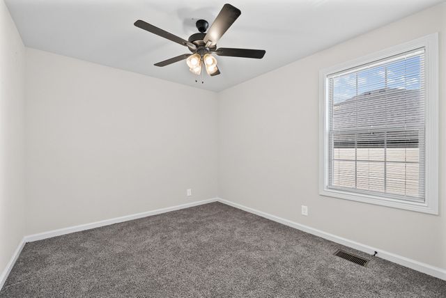 762 Gleason Dr, Clarksville, TN 37042