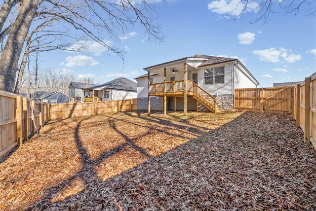 762 Gleason Dr, Clarksville, TN 37042