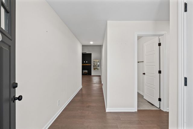 762 Gleason Dr, Clarksville, TN 37042