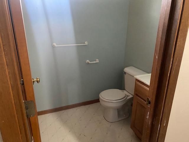 2950 S Iris Drive, Beloit, WI 53511