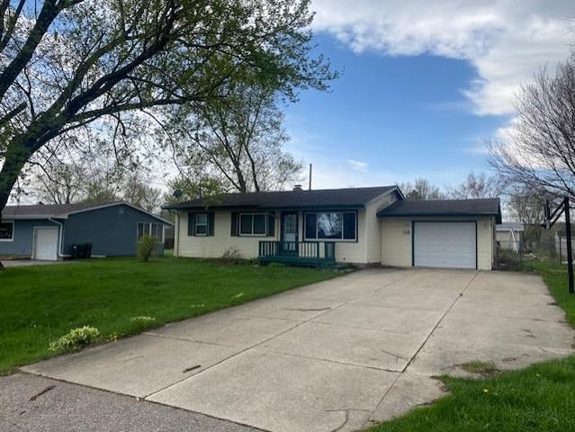 2950 S Iris Drive, Beloit, WI 53511