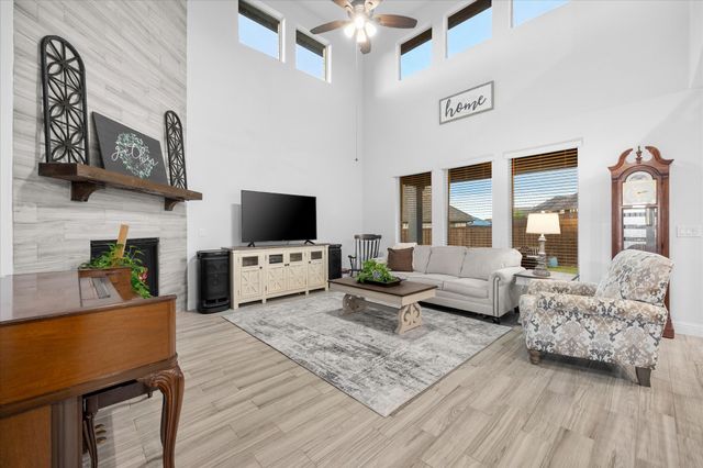1904 Frediano Lane, Mclendon Chisholm, TX 75032