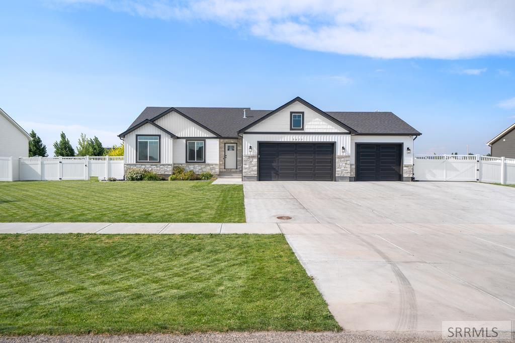 5077 E Ball Circle, Iona, ID 83427