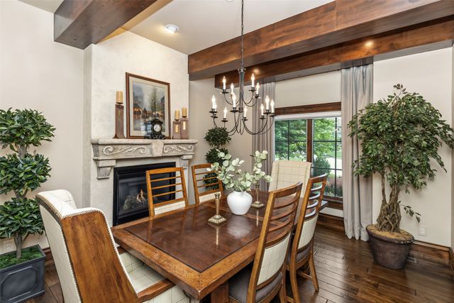 809 NE Bridge Creek Court, Grimes, IA 50111
