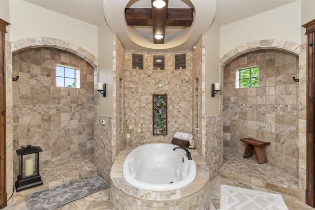 809 NE Bridge Creek Court, Grimes, IA 50111