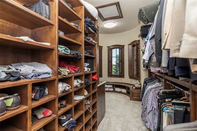 809 NE Bridge Creek Court, Grimes, IA 50111