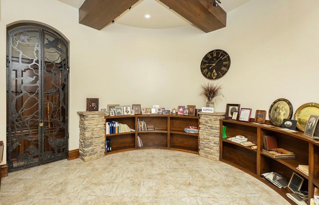809 NE Bridge Creek Court, Grimes, IA 50111